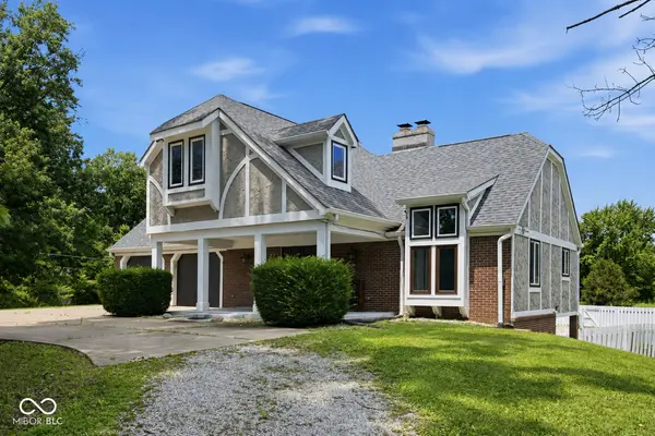 8536 Bradford RD, Avon, IN 46123