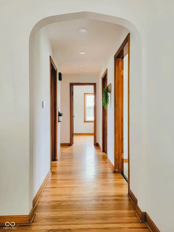 331 N 14th AVE, Beech Grove, IN 46107