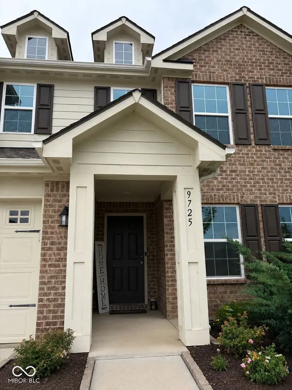 9725 Pica DR, Fishers, IN 46040