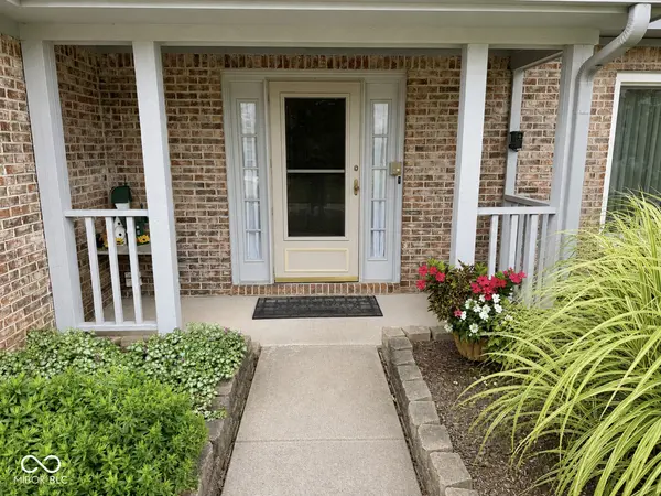15017 Horseshoe DR, Carmel, IN 46033