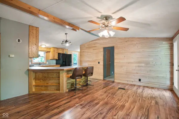 111 W Henley ST, Carthage, IN 46115