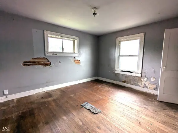 48 S Ewing ST, Indianapolis, IN 46201