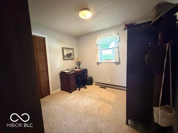 420 Phelps DR, New Castle, IN 47362