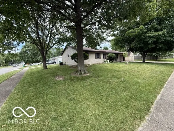 1707 Rovene DR, Lebanon, IN 46052