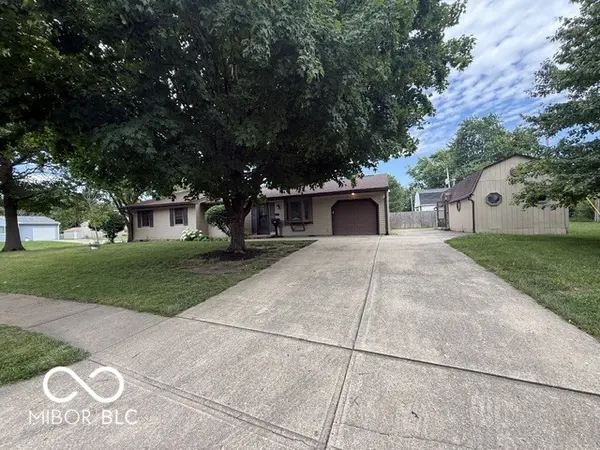 1707 Rovene DR, Lebanon, IN 46052