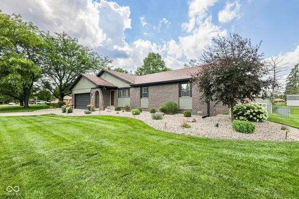 5202 Flintstone DR, Indianapolis, IN 46237