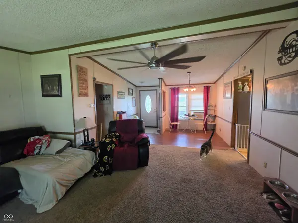 1408 E 600 N, Whiteland, IN 46184