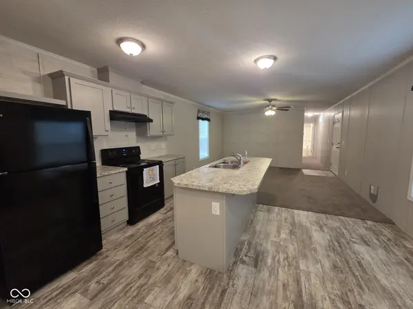 2126 Chandlear LN, North Vernon, IN 47265