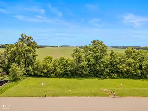 1967 Austin James LN, Seymour, IN 47274