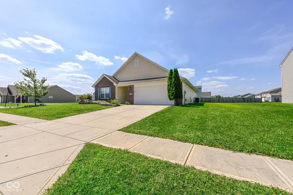 4324 Big Leaf LN, Indianapolis, IN 46239