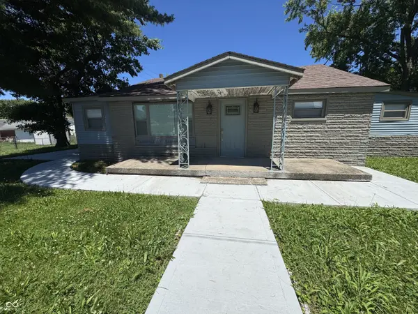 2702 Caroline AVE, Indianapolis, IN 46218