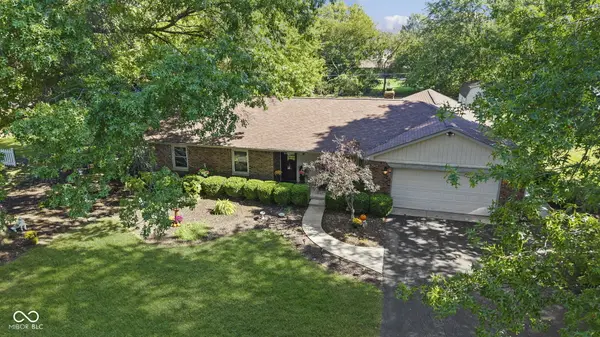 1393 S Buttercup DR, New Palestine, IN 46163