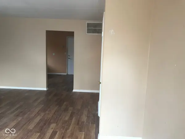 2433 N Bolton AVE, Indianapolis, IN 46218