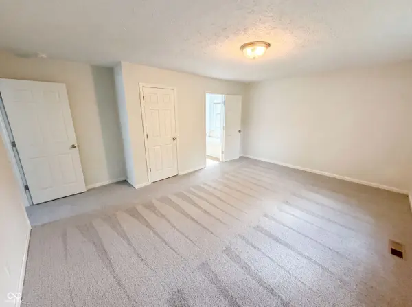 3469 Aylesford LN, Indianapolis, IN 46228