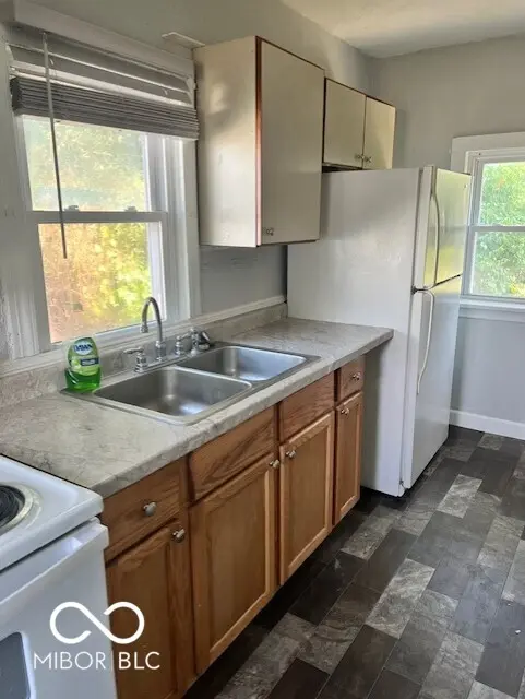 304 Andover RD, Anderson, IN 46013
