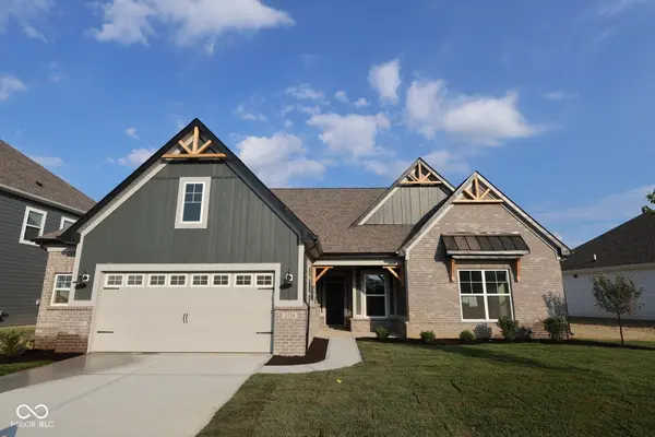 3729 Hayden Valley DR, Bargersville, IN 46106