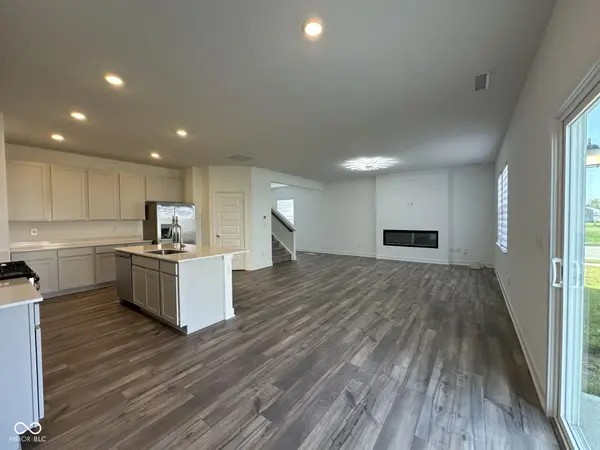 5730 Fire Opal WAY, Indianapolis, IN 46239