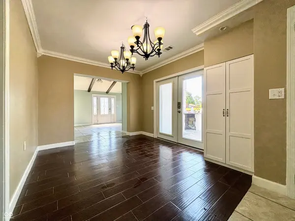 3819 Hamburg PIKE, Jeffersonville, IN 47130