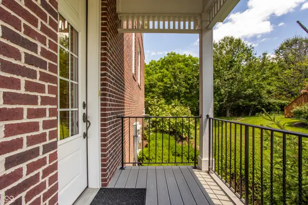 121 Wakefield WAY, Zionsville, IN 46077