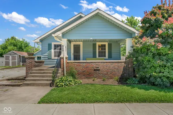 921 Walnut ST, Franklin, IN 46131