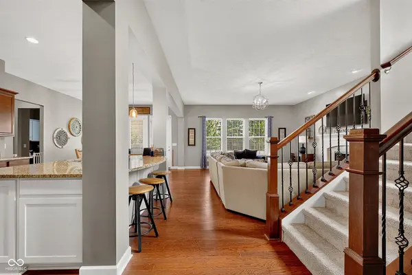 10522 Morningtide CIR, Fishers, IN 46038