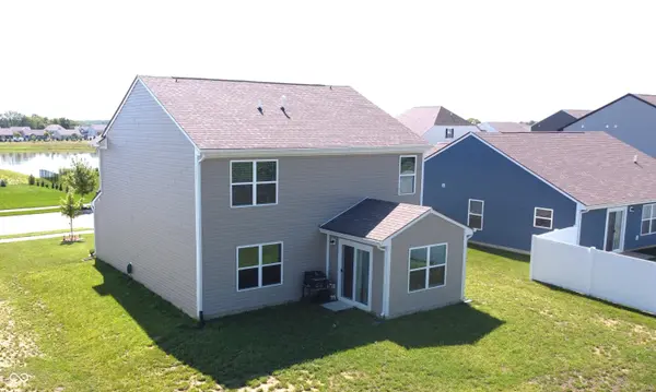 4152 Sedgewick LN, Columbus, IN 47201