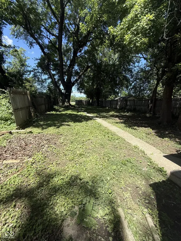 1916 N Colorado AVE, Indianapolis, IN 46218