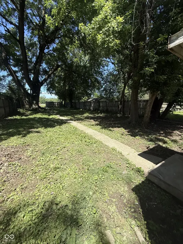 1916 N Colorado AVE, Indianapolis, IN 46218