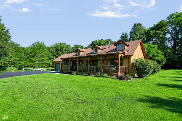 4412 W Pitcher DR, Trafalgar, IN 46181