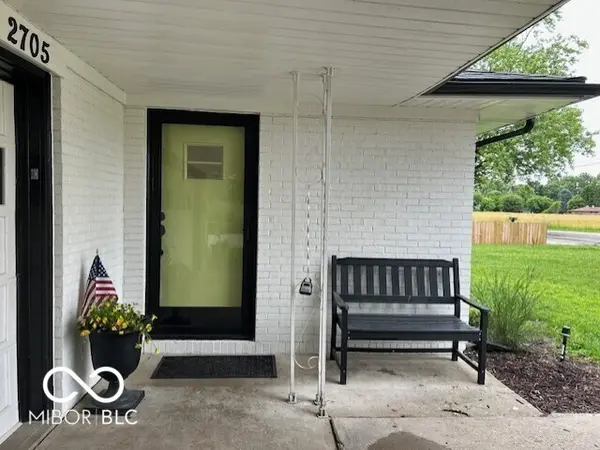 2705 W 38th ST, Anderson, IN 46011