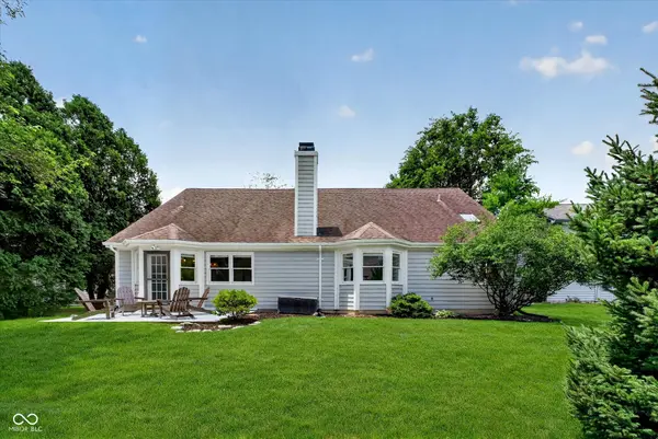 11501 Woodview East DR, Carmel, IN 46032