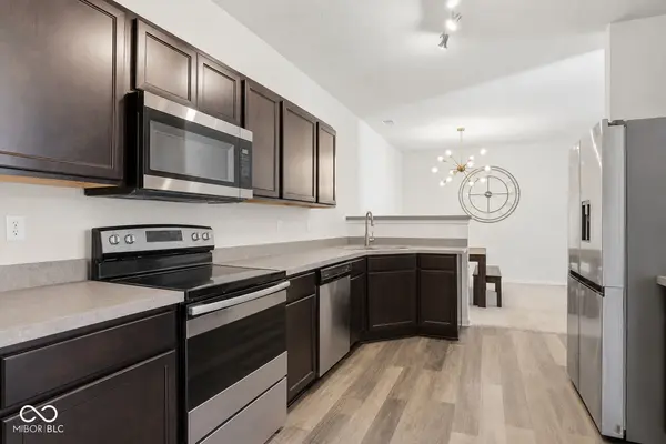 12075 Scoria DR #900, Fishers, IN 46038