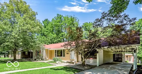 811 S Eastside DR, Bloomington, IN 47401