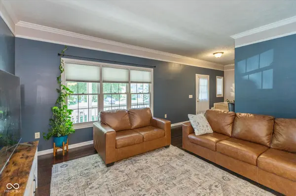 5118 Robinsrock WAY, Indianapolis, IN 46268