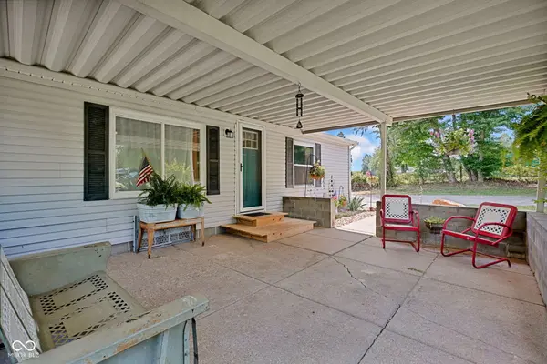 10418 E County Road 250 N, Seymour, IN 47274