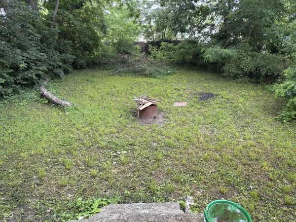 2830 Eastern AVE, Indianapolis, IN 46218