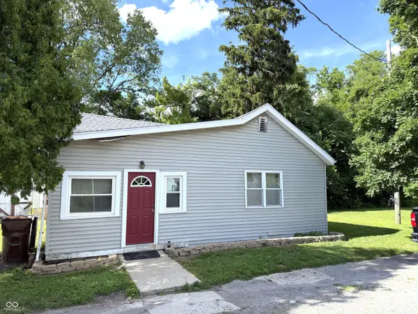 114 E Green ST, Waveland, IN 47989