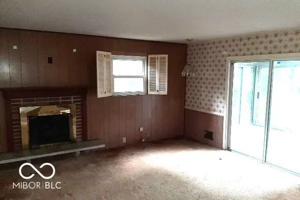 5447 David ST, Lawrence, IN 46226