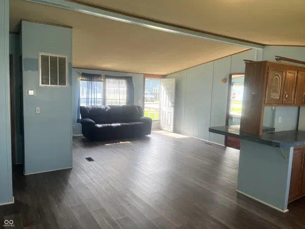 534 Central AVE, Lapel, IN 46051