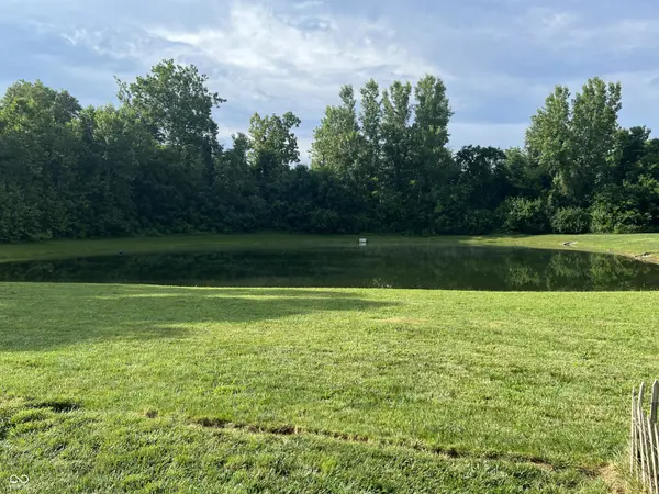 1181 S Aberdeen DR, Franklin, IN 46131