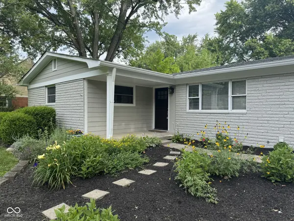 2516 Colony CT, Carmel, IN 46280