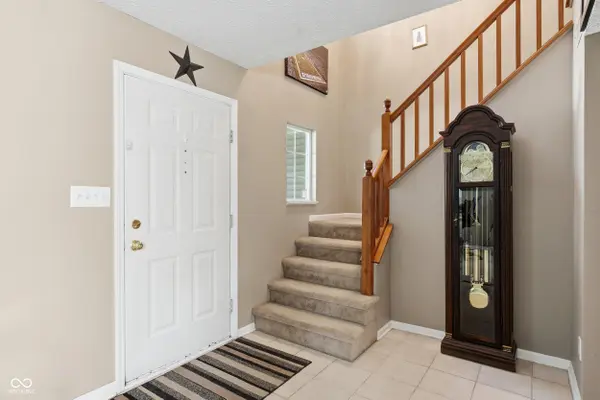 12519 Clearview LN, Indianapolis, IN 46236