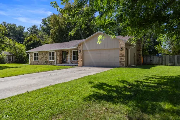 5308 E Broadmore DR, Columbus, IN 47201