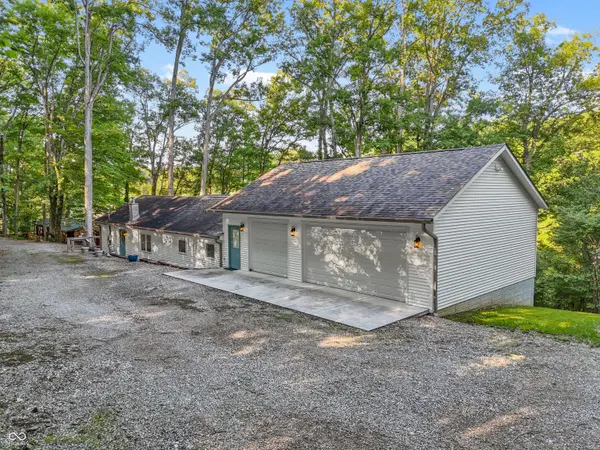 335 W Lakeview DR, Nineveh, IN 46164