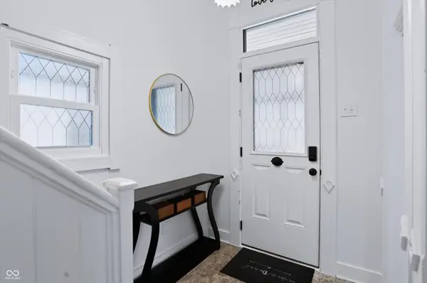 551 E Adams ST, Franklin, IN 46131