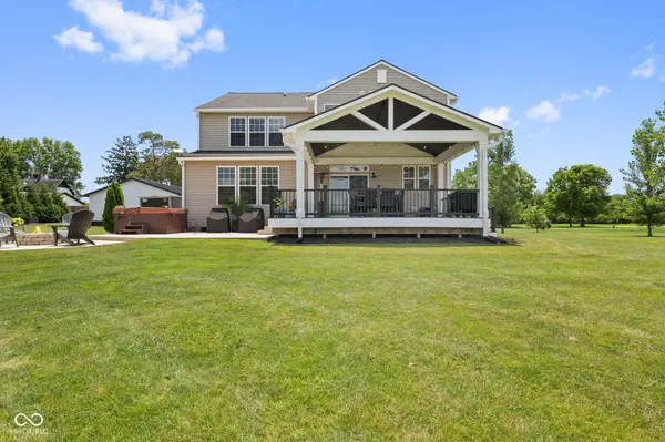 6412 Stein RD, Greenwood, IN 46143