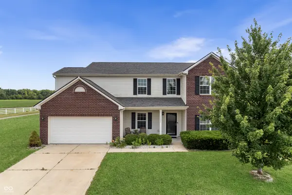 11851 Fawn Crest, Indianapolis, IN 46235
