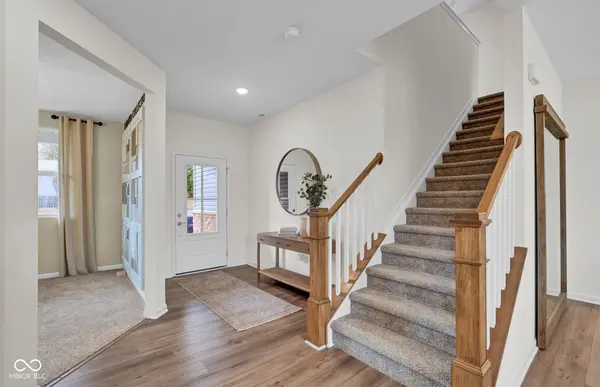 891 Sugarland WAY, Greenwood, IN 46143