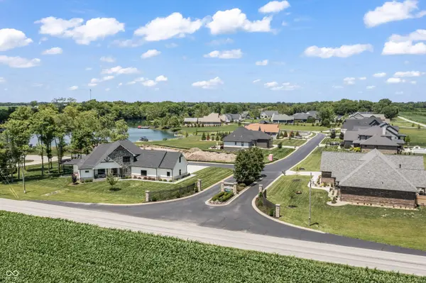 7179 N Lakeshore DR, Greenfield, IN 46140