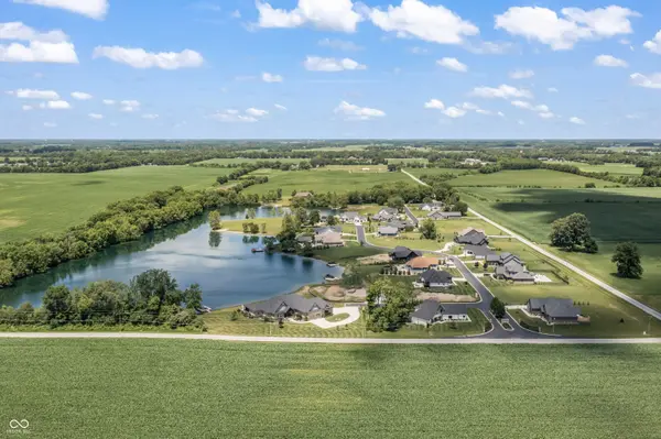 7179 N Lakeshore DR, Greenfield, IN 46140